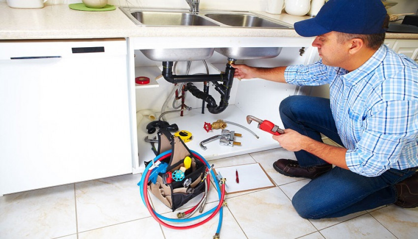 Why You Need a Professional Plumber for Drain Clogs Repair?