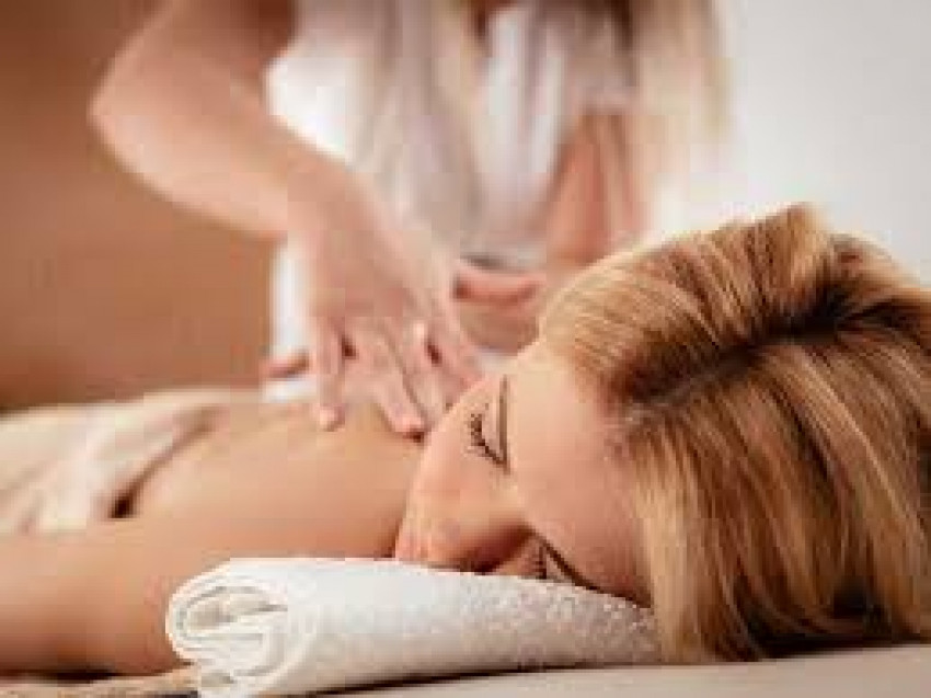 Ayurvedic Massage: The Eighth Wonder of The World?