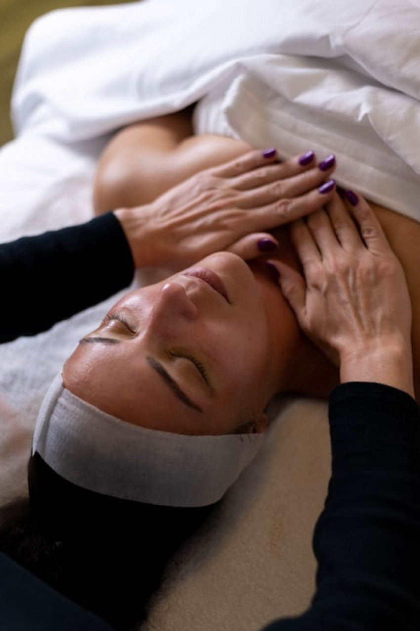 8 Amazing Benefits Of Getting a Massage