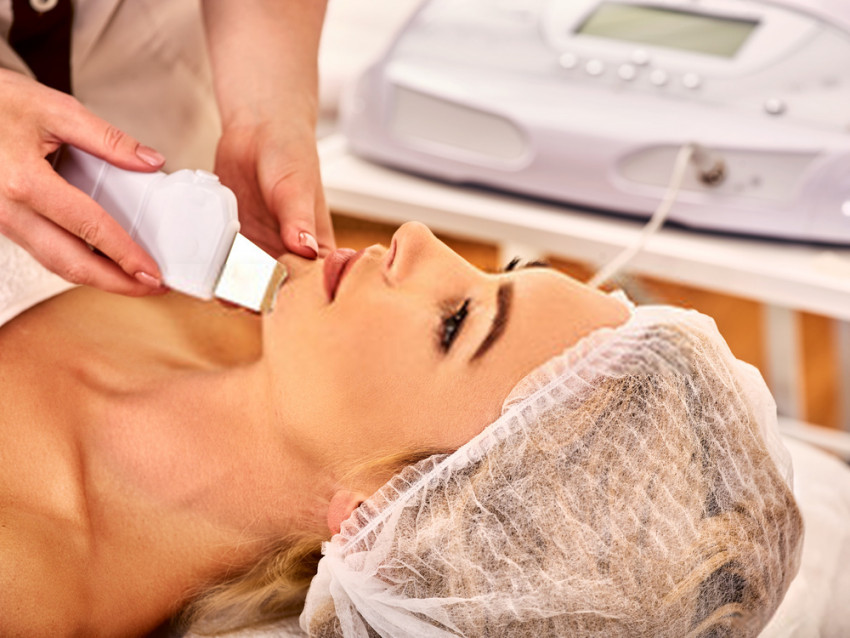 Deep-Tissue Massage Vs Swedish Massage: Which Is Right for You?