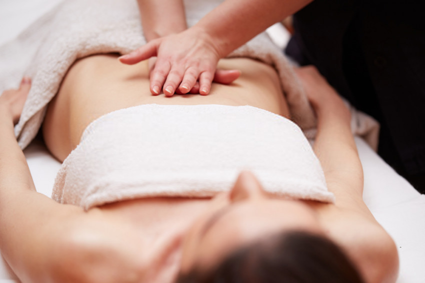 eight Things to Consider Before Buying a Massage Table