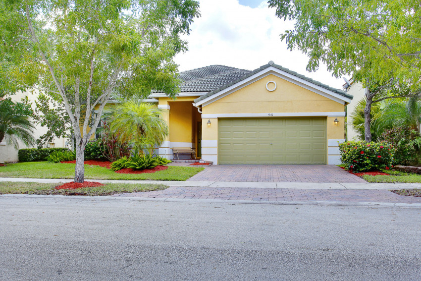 Best Pembroke Pines Real Estate Agent for House Selling Services