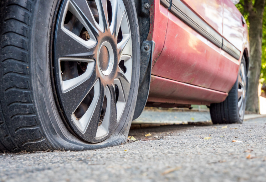 When And Why You Must Replace The Damaged Tyre With A New One?