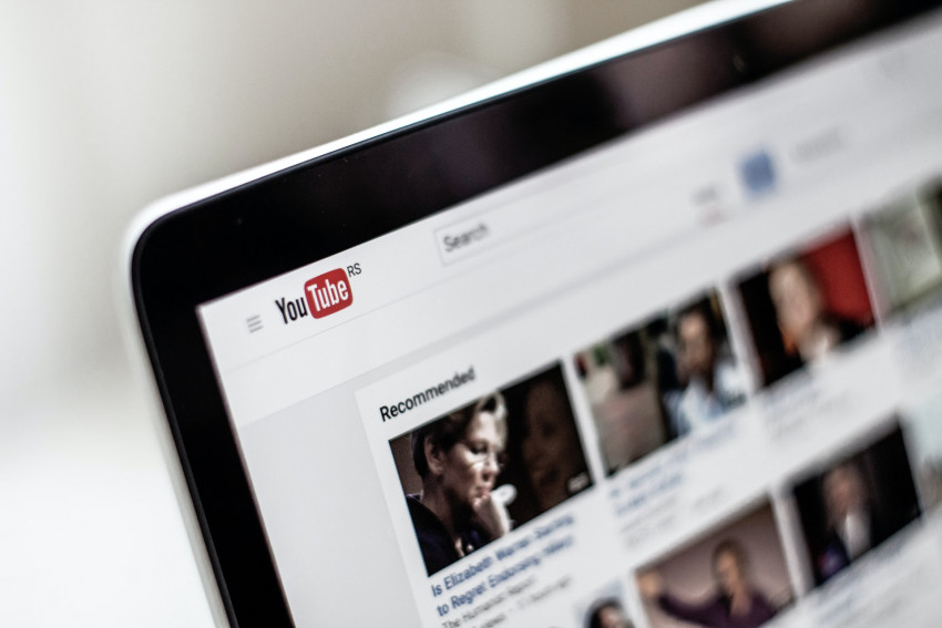 Buy YouTube Likes To Boost Your Business Engagement
