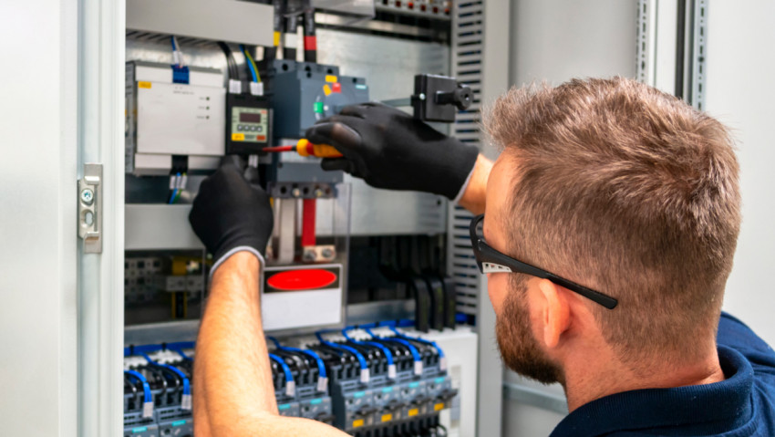 Amazing Benefits Of Hiring Electrical Services