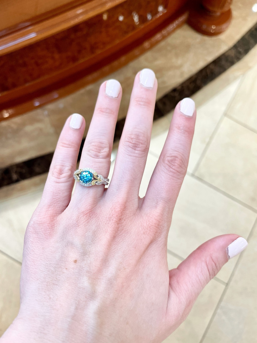 What are the Various Styles of Gemstone Jewelry in the Trend?