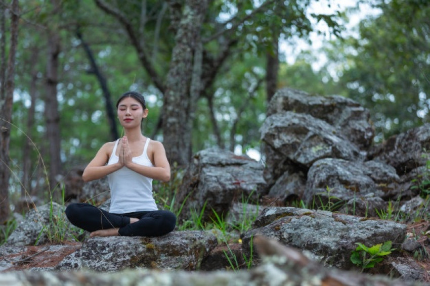 Pranayama for Thyroid Health: Four Proven by Science!