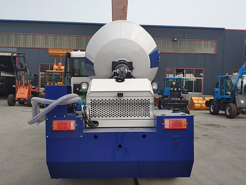 What You Should Know About A Self-Loading Concrete Mixer For Industrial Services