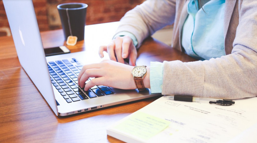 Pros of Using SVG to PNG image convertor for your Business File conversation