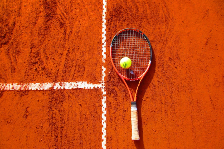 What Are Brands Of Tennis Racket In India