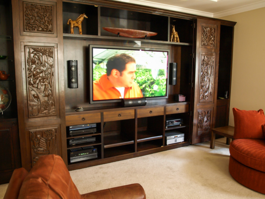 5 Benefits of Professional HDTV Installation Services in Novato