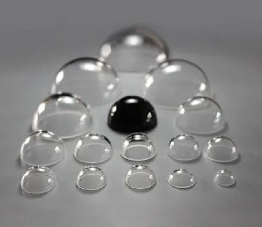 What is the difference between a convex lens and a concave lens