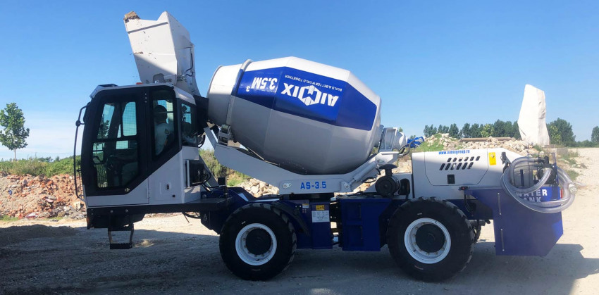 Self Loading Concrete Mixer Trucks On Sale In Indonesia