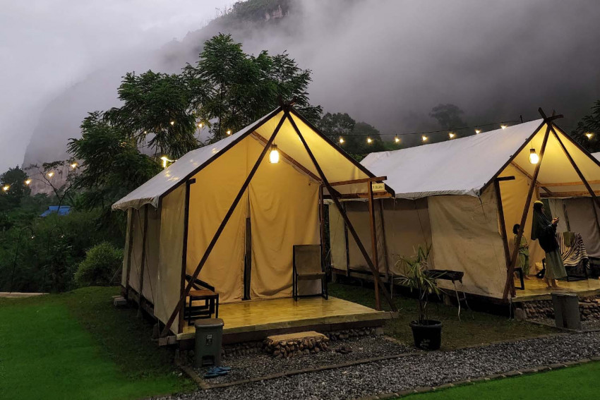 Healing: The Edge Harau Glamping, West Sumatra