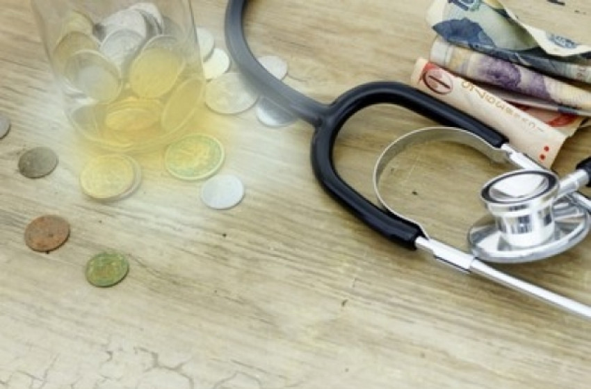 What are the duties and responsibilities performed by the Locum doctor?