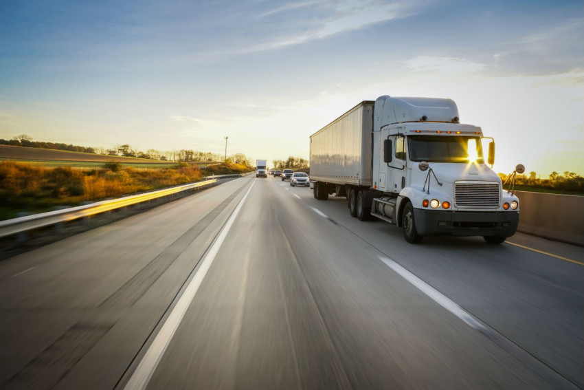 Why Is It Important To Learn Truck Driving From A Driving School