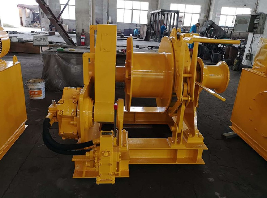 Are Hydraulic Winches Superior To Electric Winches Or Otherwise?