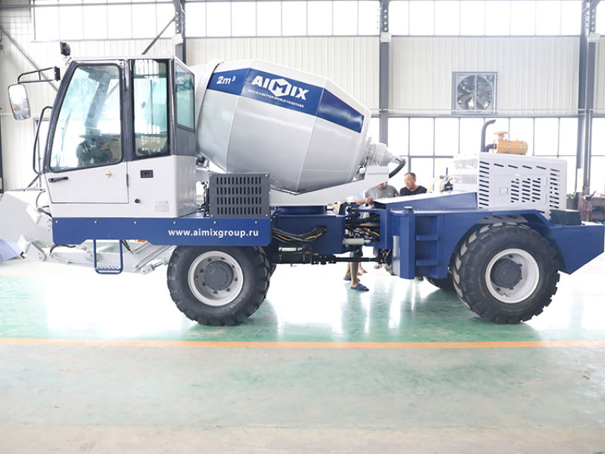 Buyers Should Know In Regards To A Self loading Concrete Mixer