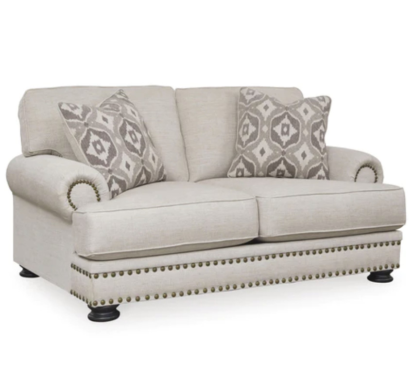 How to pick the right furniture store for redesigning your home?