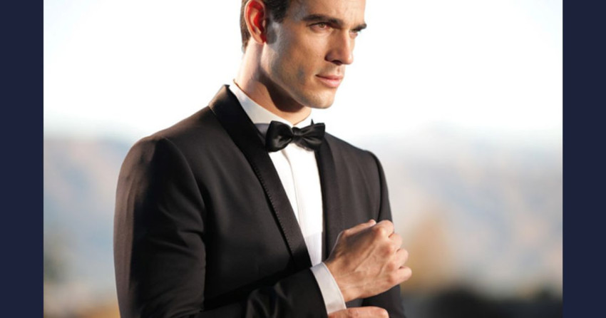 How to Dress Like a Powerful Man: Tips and Tricks to Help You Stand Out