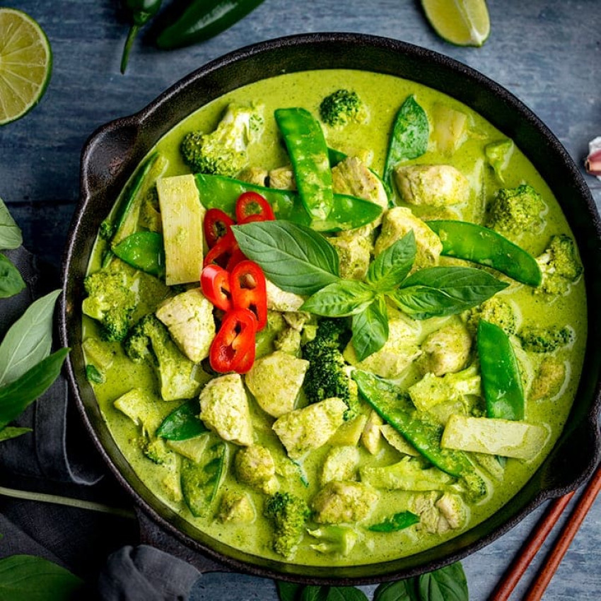 Vegetarian Green Curry Paste: A Unique Twist on Meat-Free Cooking