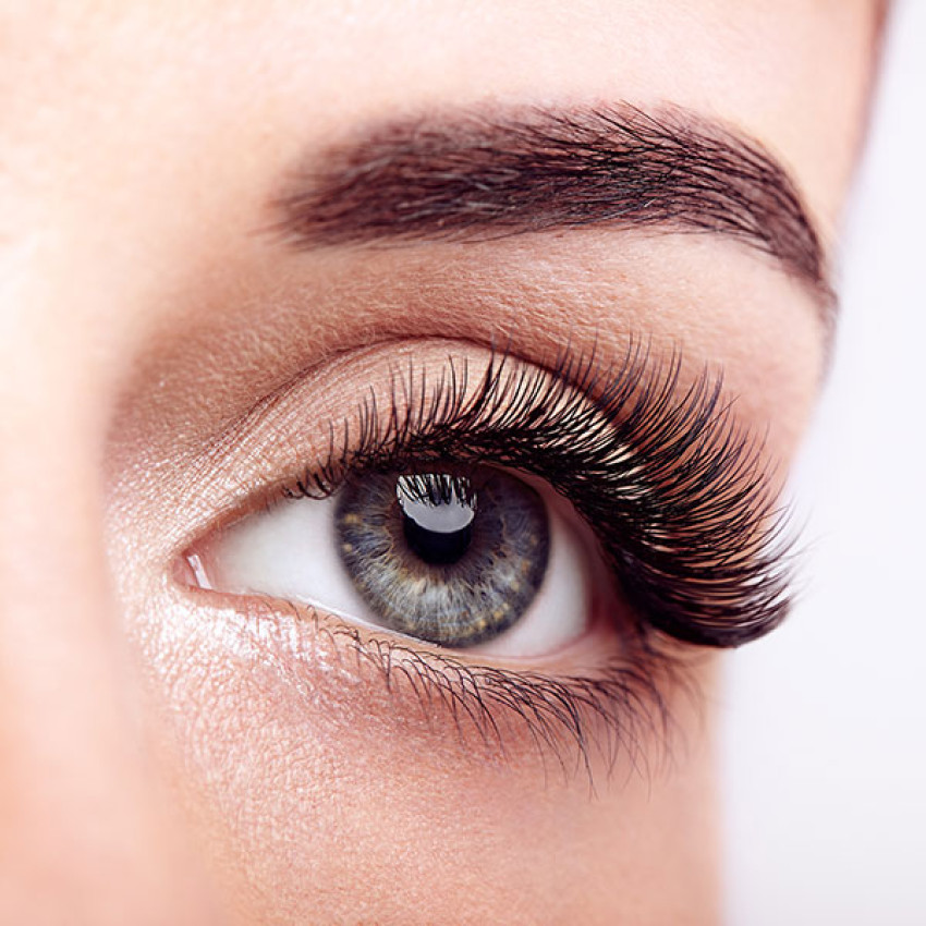 Are you dreaming of long, luscious lashes that beautifully frame your eyes?