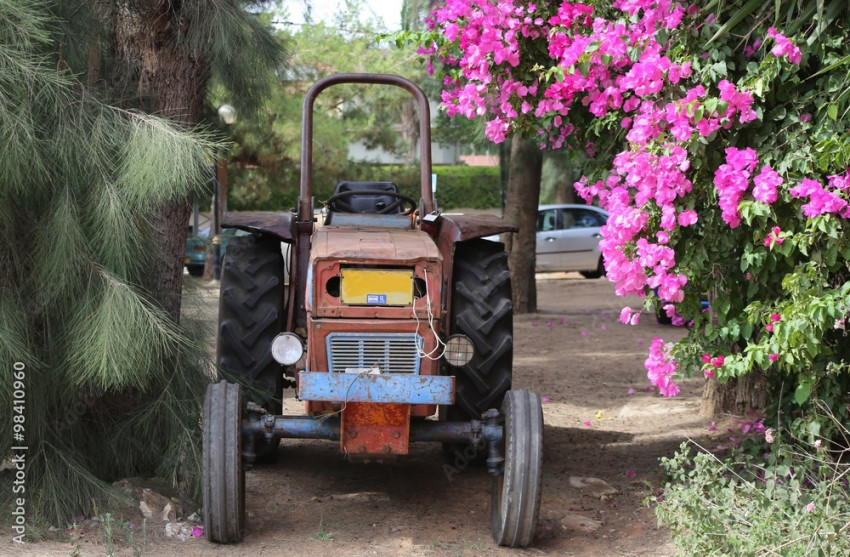 Top 3 Second-Hand Tractors for Your Farming Needs - KhetiGaadi