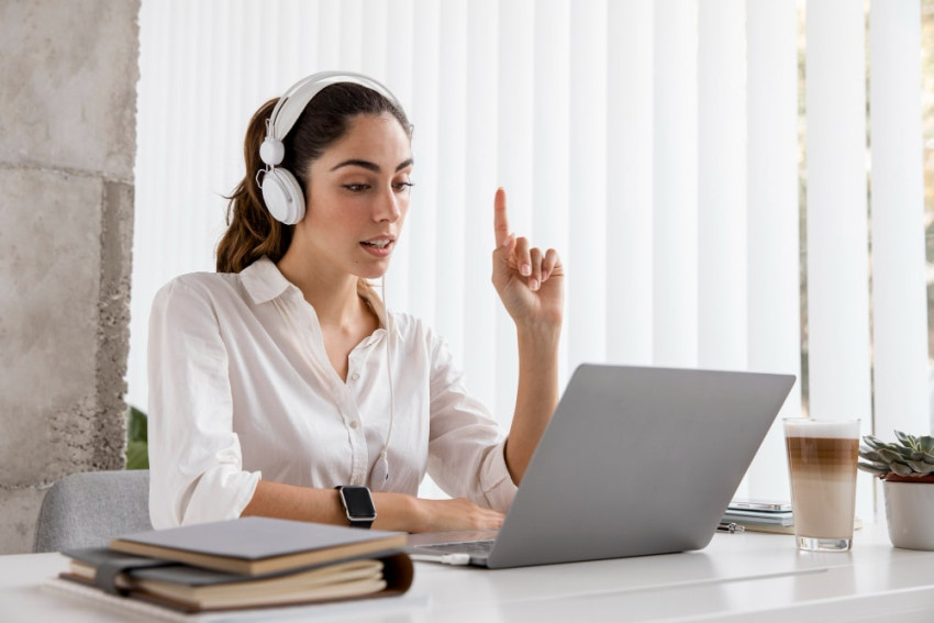 Enhancing Cross-Cultural Communication: Audio-Video Translation Services in Qatar