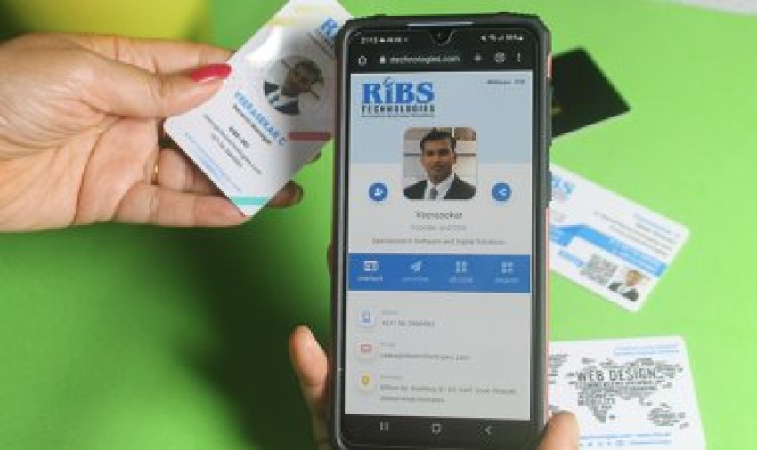 Tapping into the Future: How NFC Business Card is Redefining Business Etiquette