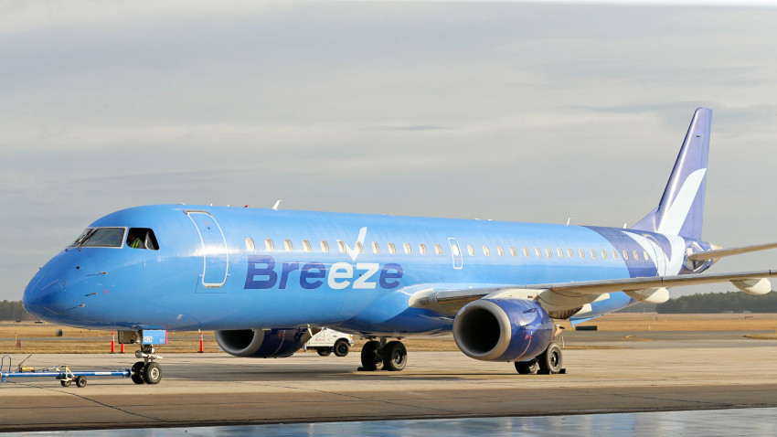 How do I speak to a live person at Breeze Airways?