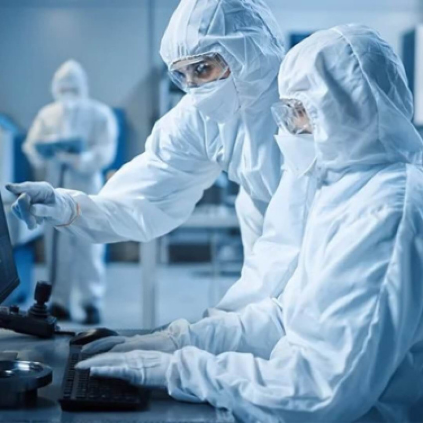 Robust Protection: Nitrile Gloves and Respiratory Masks