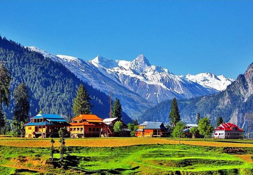 Don’t Miss These Best Places To Visit In Kashmir
