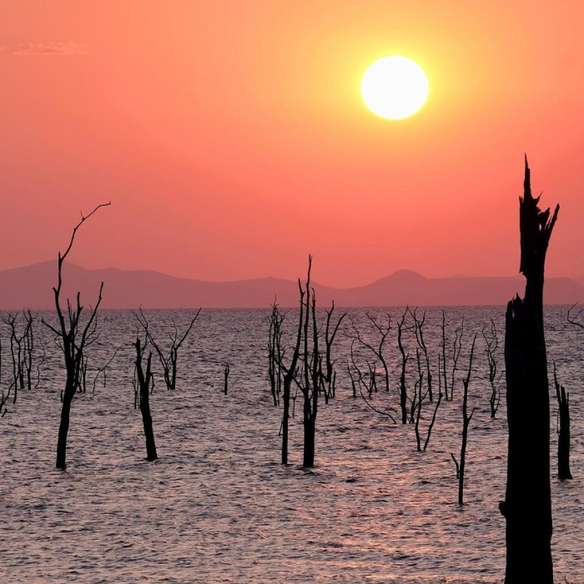 Artificial lakes around the world have scenery that captivates visitors