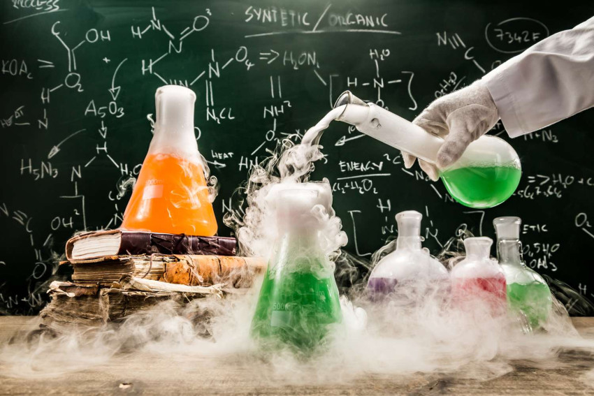 The Ultimate Guide to Online Chemistry Courses