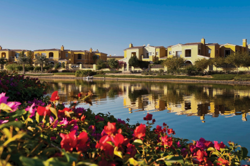 "Beyond Dreams: Experiencing Arabian Ranches Villas' Extravagance