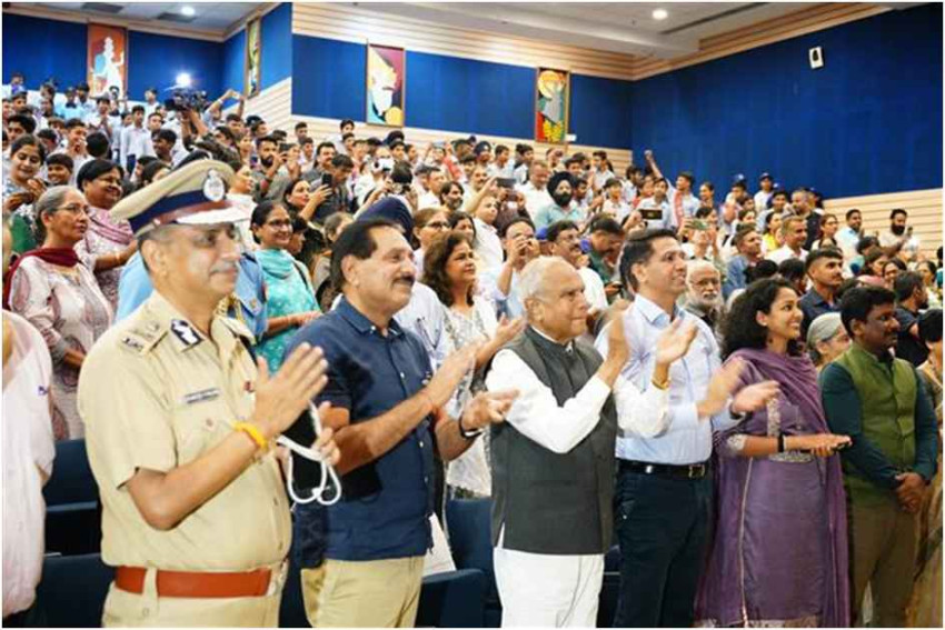 Historic Triumph: UT Chandigarh Home Secretary Nitin Yadav Witnesses Live Landing of Chandrayaan 3