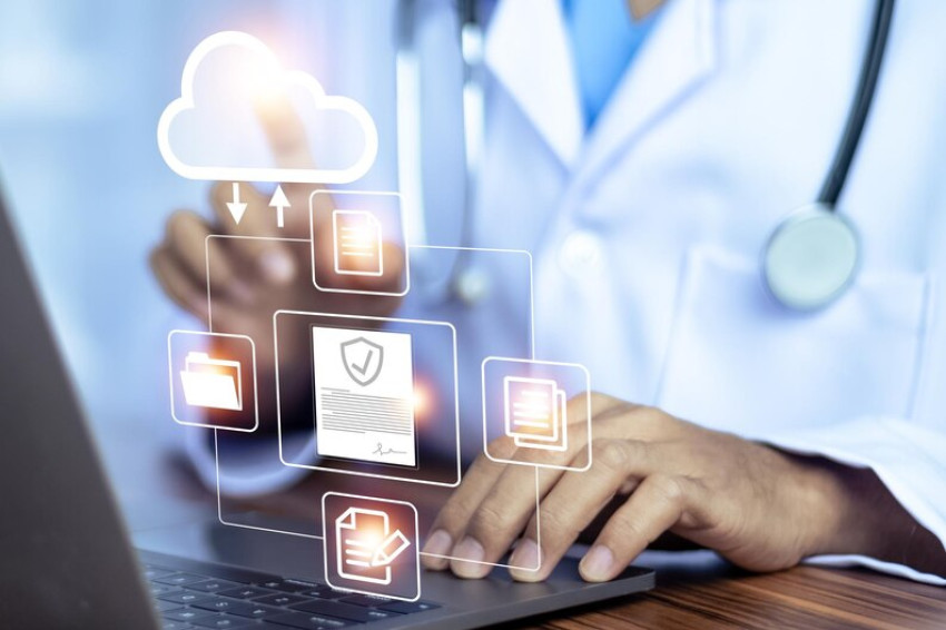 Essential Software Tools for Modern Laboratories in the Digital Healthcare Revolution