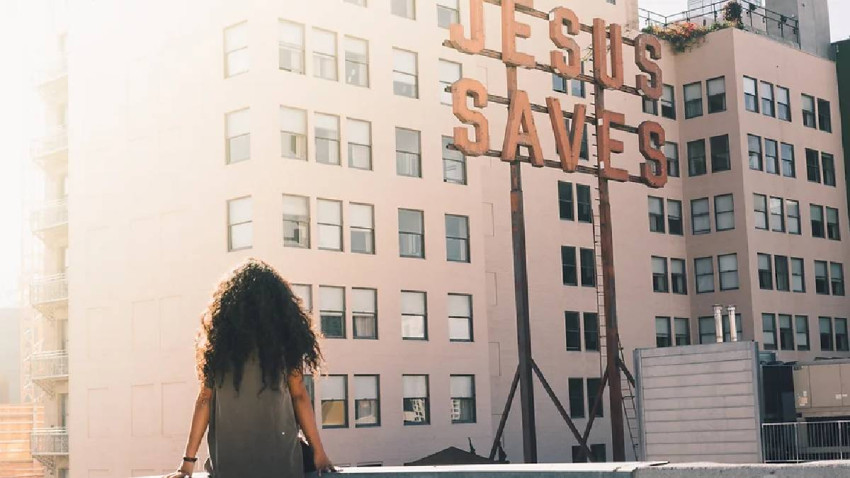 Faith in FasFaith in Fashion Exploring the World of Christian Clothinghion