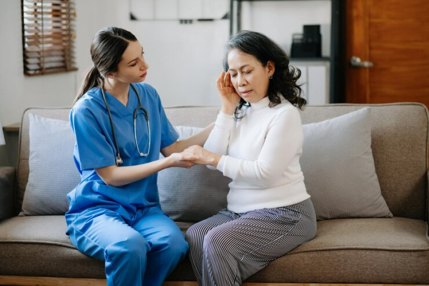 Experience Personalized Care Anywhere with House Call Doctor Singapore
