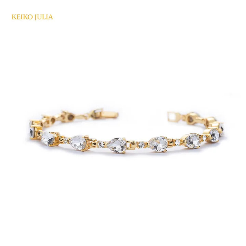 Choose the Right Gold Bracelet Singapore to Complete Your Look