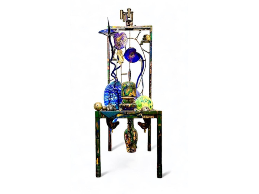 Neue Auctions' April 27th, Art in Bloom Auction Features Contemporary Art Glass, Paintings, more