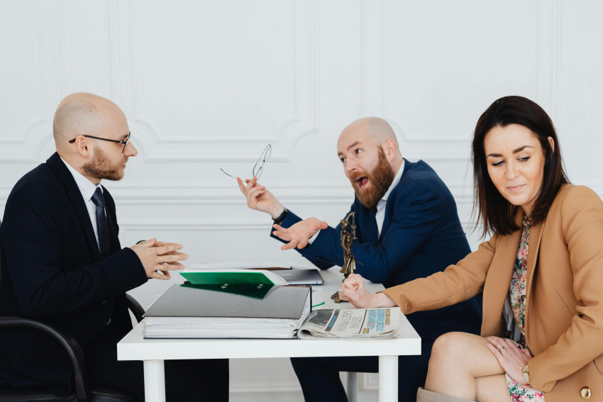 Role Of Legal Contracts in Business Transactions