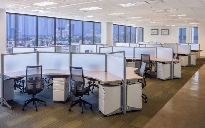 "Noida's Prime Fully Furnished Commercial Real Estate: Find Your Ideal Space"