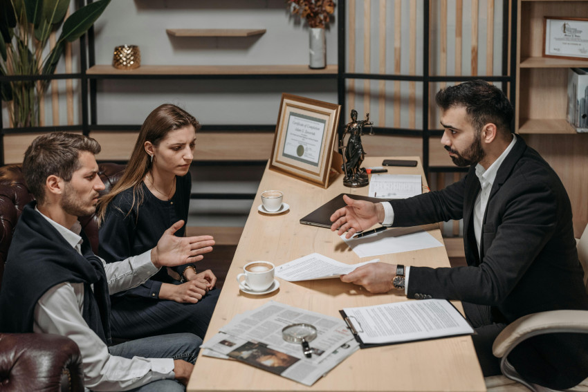 What is arbitration and why should arbitration be considered before filing a lawsuit?