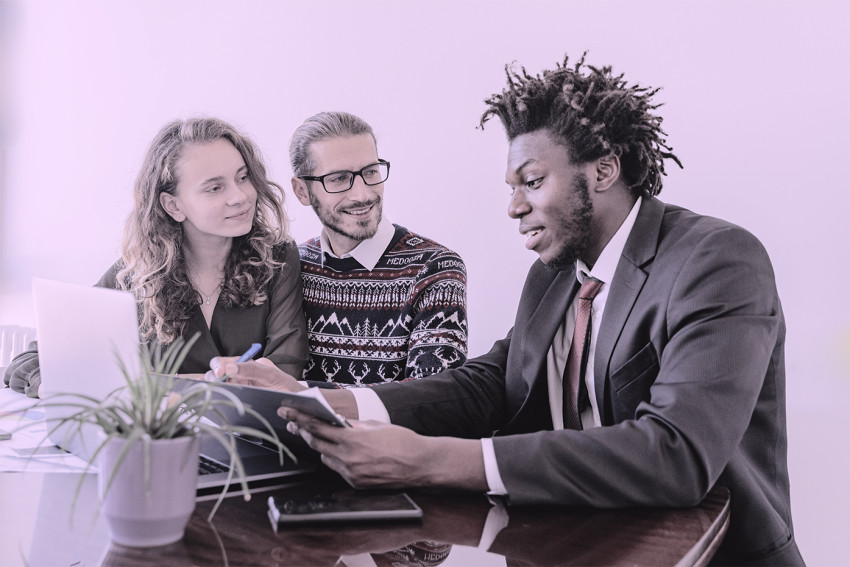 Use our online application to get instant access to short term payday loans