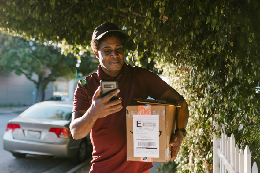Last-Mile Delivery Innovations: Keeping Up with Customer Expectations