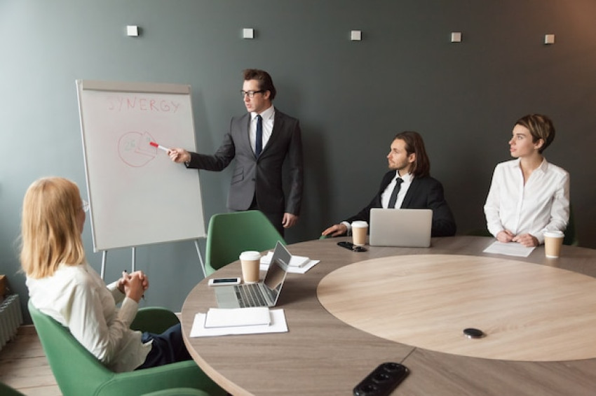 Boosting Company Growth with Business Coaching: A Guide for CEOs and Owners