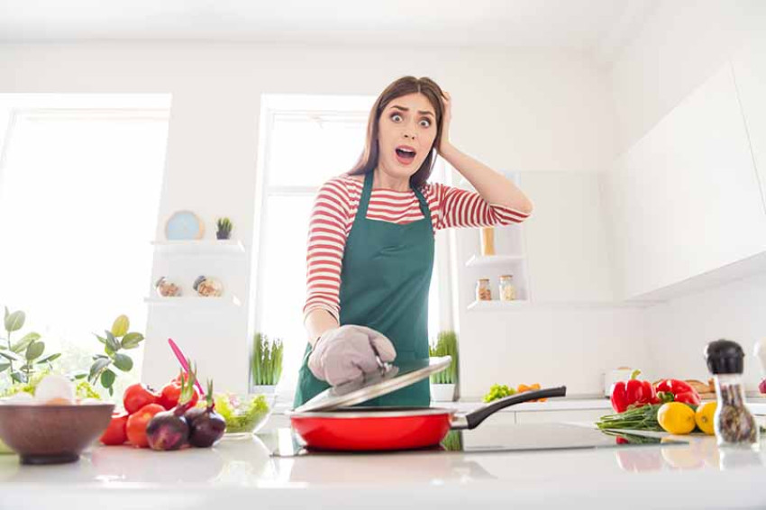 How to Avoid Common Cooking Mishaps with the Right Cookware?