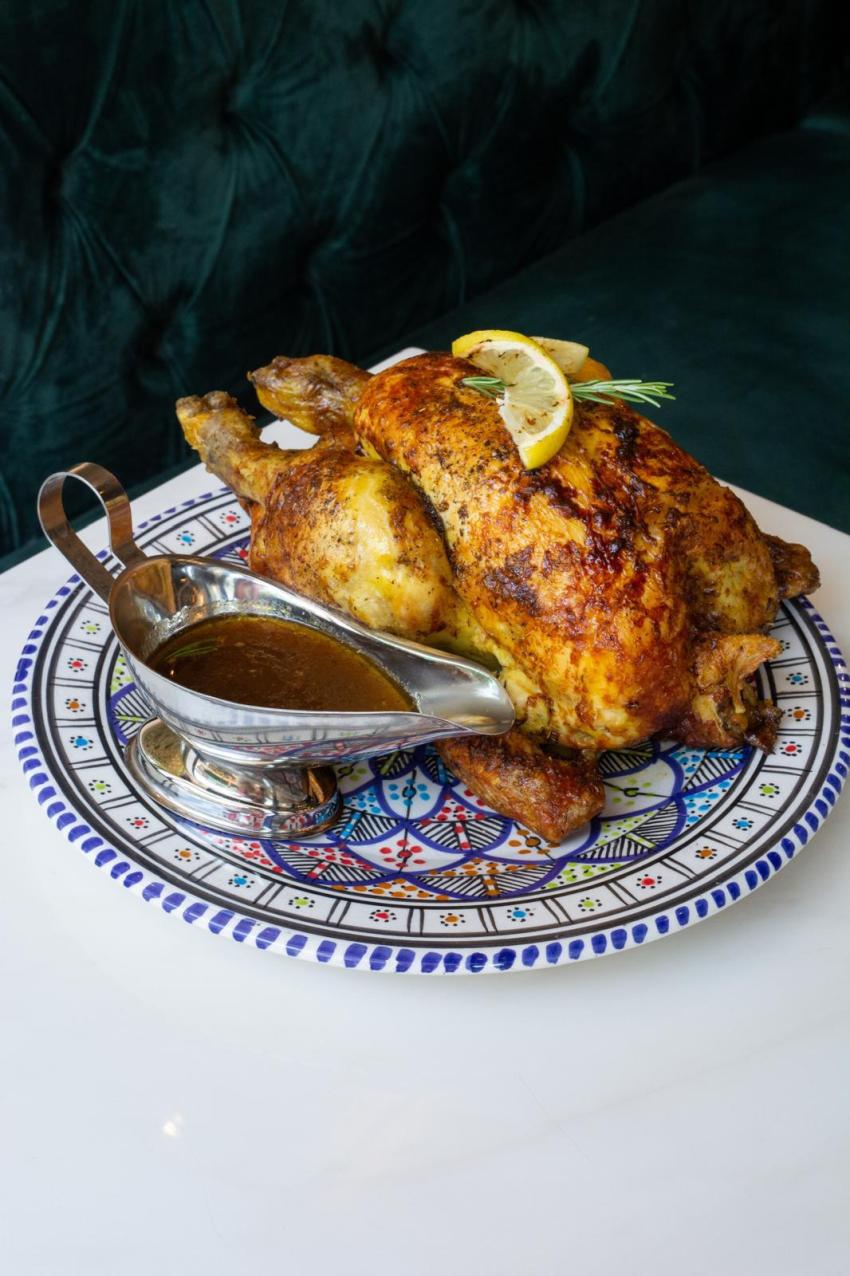 Enjoy Luscious Fares in Restaurants Close to V&A and British Natural History Museum