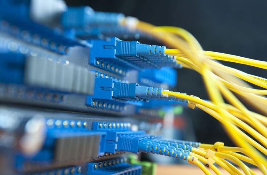 How Premier Networking Solutions Prevent Network Downtime and Improve Reliability?